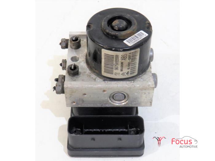 Usagé Pompe ABS Citroen C3 (SC) 1.1 Prix € 100,00 Règlement à la marge proposé par Focus Automotive