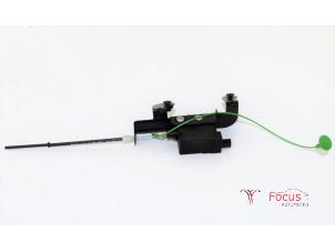 Used Tank flap lock motor BMW 5 serie Touring (E61) 520d 16V Price € 36,30 Inclusive VAT offered by Focus Automotive
