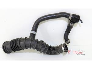 Used Air intake hose Renault Clio IV (5R) 0.9 Energy TCE 75 12V Price € 20,00 Margin scheme offered by Focus Automotive