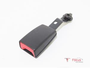Used Front seatbelt buckle, right Fiat Fiorino (225) 1.4 Price € 15,00 Margin scheme offered by Focus Automotive