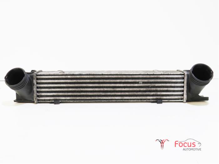 Usagé Intercooler BMW 3 serie Touring (E91) 318d 16V Prix € 30,00 Règlement à la marge proposé par Focus Automotive