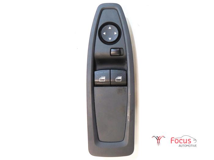 Usados Interruptor combinado de ventanillas BMW 1 serie (F21) 116d 1.6 16V Efficient Dynamics Precio € 17,50 Norma de margen ofrecido por Focus Automotive