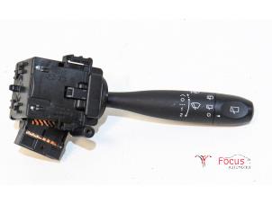 Usados Interruptor de limpiaparabrisas Hyundai i10 (F5) 1.2i 16V Precio € 10,00 Norma de margen ofrecido por Focus Automotive