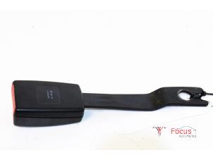 Usagé Insertion ceinture de sécurité avant droite Hyundai i10 (F5) 1.1 CRDi VGT 12V Prix € 12,50 Règlement à la marge proposé par Focus Automotive