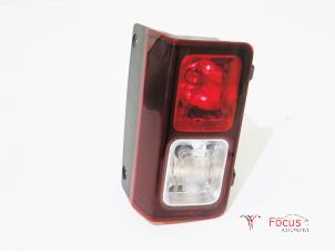 Used Rear fog light Opel Vivaro B 1.6 CDTI Biturbo 145 Price € 40,00 Margin scheme offered by Focus Automotive