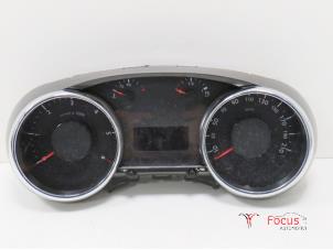 Used Instrument panel Peugeot 5008 I (0A/0E) 1.6 HDiF 16V Price € 100,00 Margin scheme offered by Focus Automotive