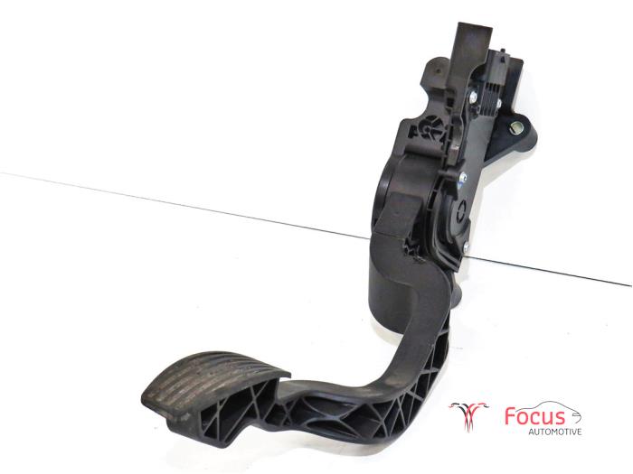 Begagnade Gaspedalsensor Fiat Bravo (198A) 1.6 D Multijet 90 Pris € 20,00 Marginaltabell erbjuds av Focus Automotive