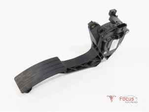 Used Throttle pedal position sensor Renault Twingo III (AH) 1.0 SCe 70 12V Price € 40,00 Margin scheme offered by Focus Automotive