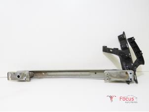 Używane Rama zderzaka tyl Ford Ka II 1.2 Cena € 25,00 Procedura marży oferowane przez Focus Automotive
