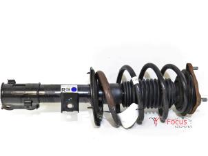 Used Front shock absorber rod, right Kia Cee'd Sportswagon (JDC5) 1.6 CRDi 16V VGT Price € 125,00 Margin scheme offered by Focus Automotive