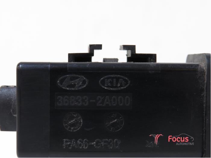 Glow plug relay Kia Cee'd Sportswagon 1.6 CRDi 16V VGT 368332A000