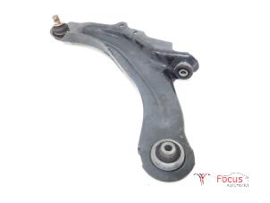 Used Front wishbone, left Renault Clio IV (5R) 0.9 Energy TCE 90 12V Price € 15,00 Margin scheme offered by Focus Automotive