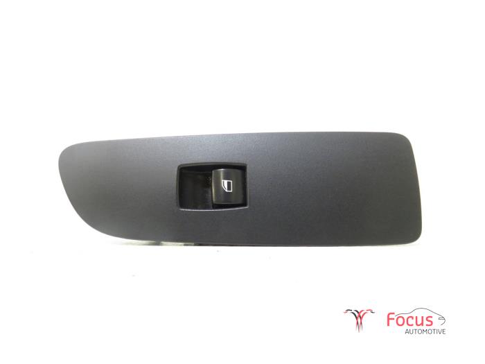 Usados Interruptor de ventanilla eléctrica BMW 1 serie (E81) 116d 16V Precio € 0,95 Norma de margen ofrecido por Focus Automotive