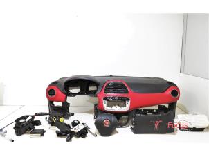 Usados Juego y módulo de airbag Fiat Punto Evo (199) 1.3 JTD Multijet Start&Stop 16V Euro 4 Precio € 400,00 Norma de margen ofrecido por Focus Automotive