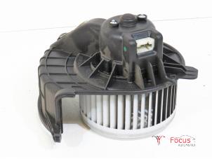 Used Heating and ventilation fan motor Opel Movano 2.3 CDTi 16V FWD Price € 78,65 Inclusive VAT offered by Focus Automotive
