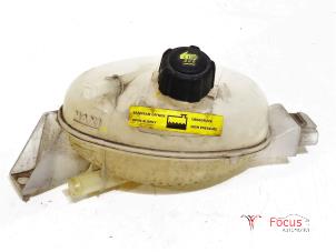 Used Expansion vessel Opel Movano 2.3 CDTi 16V FWD Price € 15,13 Inclusive VAT offered by Focus Automotive