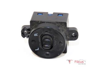 Begagnade Spegelspak Hyundai i10 (F5) 1.1 CRDi VGT 12V Pris € 10,00 Marginaltabell erbjuds av Focus Automotive