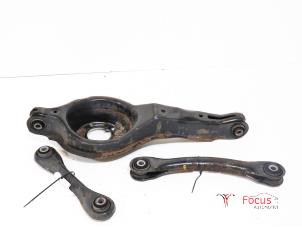 Usagé Bras de suspension arrière gauche Ford Focus 3 Wagon 1.6 TDCi Prix € 50,00 Règlement à la marge proposé par Focus Automotive
