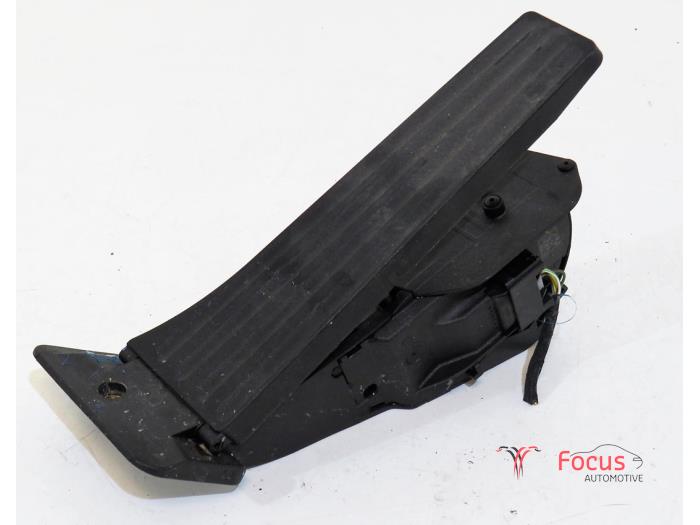 Begagnade Gaspedalsensor BMW X2 (F39) sDrive 18d 2.0 16V Pris € 45,00 Marginaltabell erbjuds av Focus Automotive