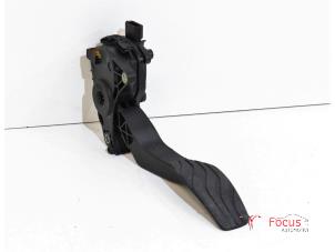 Używane Czujnik polozenia pedalu gazu Renault Kadjar (RFEH) 1.5 dCi DPF Cena € 25,00 Procedura marży oferowane przez Focus Automotive