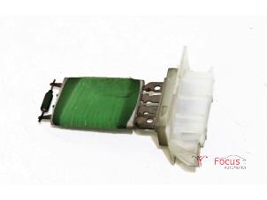 Used Heater resistor Volkswagen Caddy III (2KA,2KH,2CA,2CH) 1.9 TDI Price € 10,00 Margin scheme offered by Focus Automotive