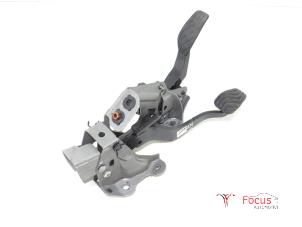 Używane Czujnik polozenia pedalu gazu Renault Kadjar (RFEH) 1.5 dCi DPF Cena € 25,00 Procedura marży oferowane przez Focus Automotive