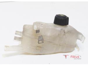 Used Expansion vessel Renault Grand Scénic III (JZ) 1.5 dCi 110 Price € 5,00 Margin scheme offered by Focus Automotive