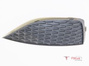 Używane Pokrywa swiatla przeciwmgielnego lewa Seat Ibiza IV (6J5) 1.4 TDI Cena € 10,00 Procedura marży oferowane przez Focus Automotive