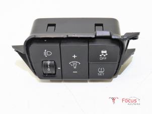 Used AIH headlight switch Kia Rio III (UB) 1.2 CVVT 16V Price € 15,00 Margin scheme offered by Focus Automotive