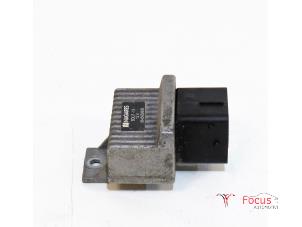 Used Glow plug relay Peugeot Bipper (AA) 1.4 HDi Price € 10,00 Margin scheme offered by Focus Automotive