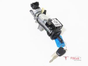 Used Ignition lock + key Nissan Pixo (D31S) 1.0 12V Price € 35,00 Margin scheme offered by Focus Automotive