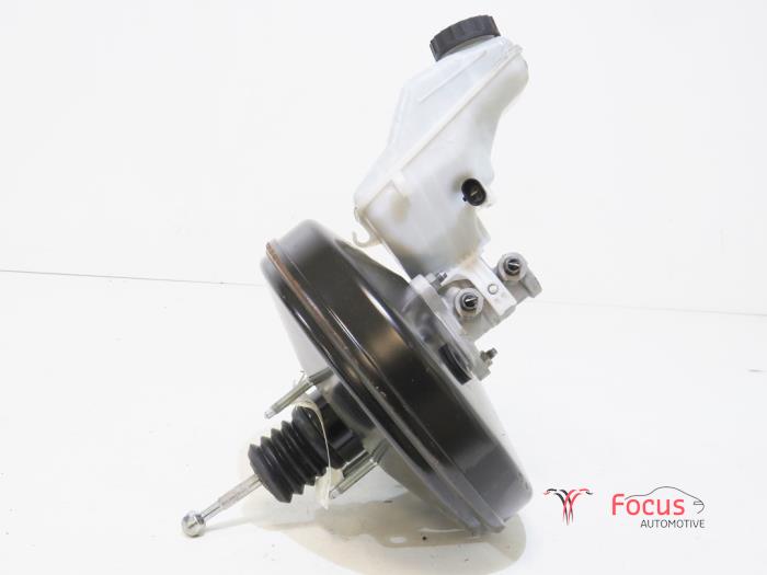 Usagé Servo frein Opel Adam 1.2 16V Prix € 19,95 Règlement à la marge proposé par Focus Automotive