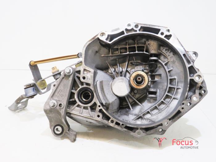 Gearbox Opel Adam 1.2 16V - 98500215 A12XER MDG