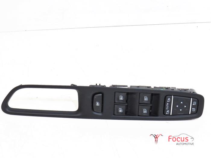 Używane Przelacznik combi okienny Renault Captur I (2R) 0.9 Energy TCE 12V Cena € 14,95 Procedura marży oferowane przez Focus Automotive