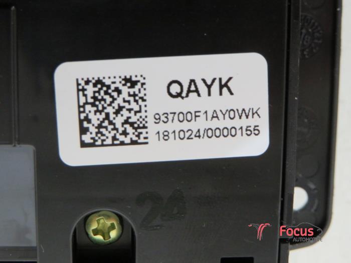 Interruptor faro lhv de un Kia Sportage (QL) 1.6 GDI 132 16V 4x2 2019