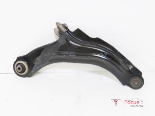 Used Front wishbone, left Renault Clio IV (5R) 0.9 Energy TCE 90 12V Price € 14,99 Margin scheme offered by Focus Automotive