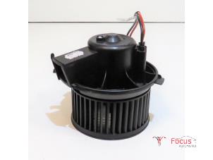 Used Heating and ventilation fan motor Peugeot 206+ (2L/M) 1.4 HDi Price € 14,95 Margin scheme offered by Focus Automotive