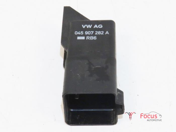 Glow plug relay Seat IV 1.4 TDI 045907282A