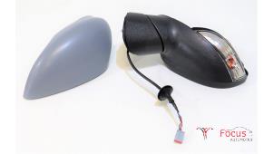 Used Wing mirror, left Ford Fiesta 6 (JA8) Price € 66,55 Inclusive VAT offered by Focus Automotive