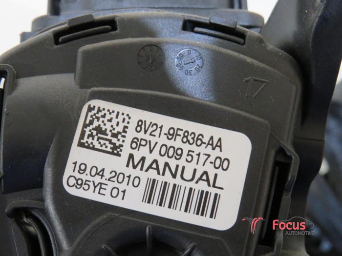 Throttle pedal position sensor Ford Fiesta 6 1.6 TDCi 16V 95