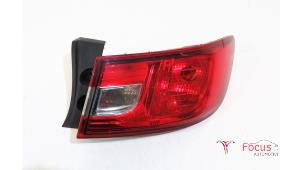 Used Taillight, right Renault Clio IV (5R) 1.2 16V GPL Price € 14,99 Margin scheme offered by Focus Automotive