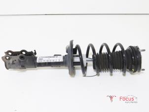 Usagé Barre amortisseur avant droit Ford Fiesta 6 (JA8) 1.6 TDCi 16V 90 Prix € 34,99 Règlement à la marge proposé par Focus Automotive