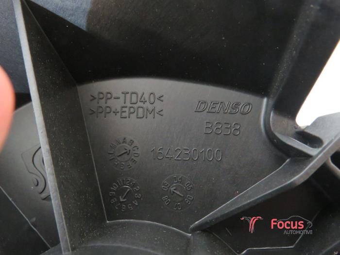 Motor de ventilador de calefactor de un Fiat Punto Evo (199) 1.2 Euro 4 2009