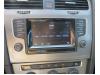 Radio CD player from a Volkswagen Golf VII Variant (AUVV) 1.4 TSI 16V 2014