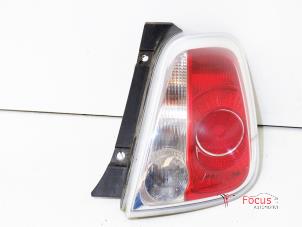 Usados Luz trasera derecha Fiat 500 (312) 1.2 69 Precio € 35,00 Norma de margen ofrecido por Focus Automotive
