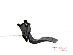 Używane Czujnik polozenia pedalu gazu Renault Clio IV (5R) 1.2 16V Cena € 15,00 Procedura marży oferowane przez Focus Automotive