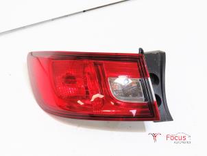 Used Taillight, left Renault Clio IV (5R) 0.9 Energy TCE 90 12V Price € 19,99 Margin scheme offered by Focus Automotive