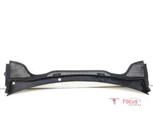 Usados Paravientos Seat Ibiza ST (6J8) 1.2 TDI Ecomotive Precio € 20,00 Norma de margen ofrecido por Focus Automotive
