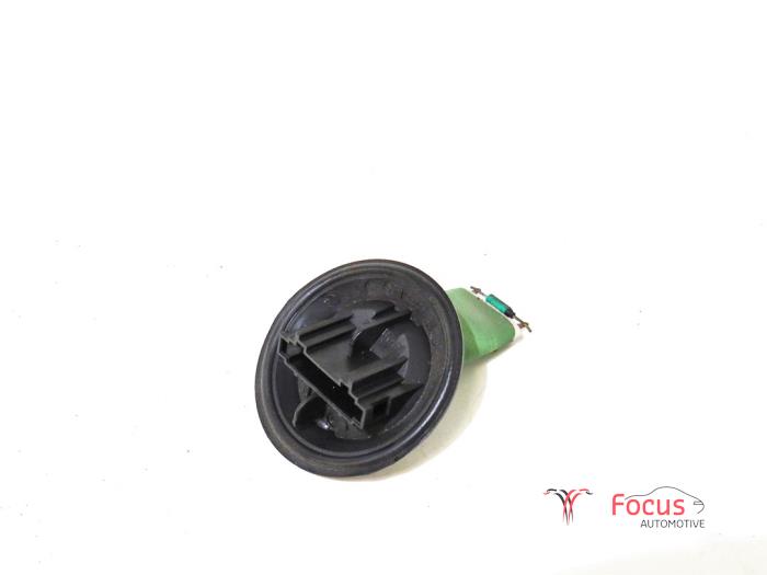 Heater blower fan relay