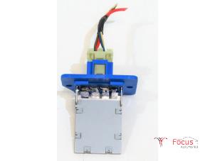 Used Heater resistor Kia Picanto (TA) 1.0 12V Price € 10,00 Margin scheme offered by Focus Automotive